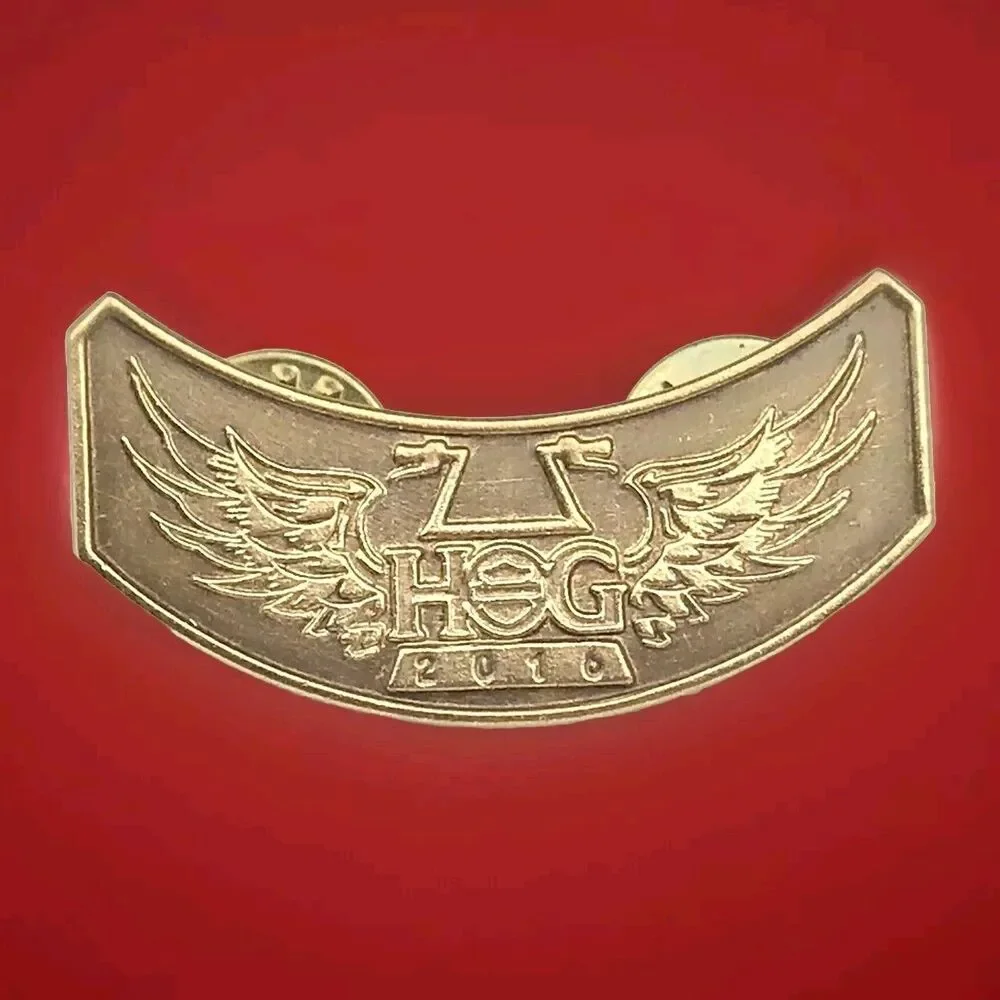 Harley Davidson HOG 2016 Pin Biker Owners Group Bronze Gold Wings